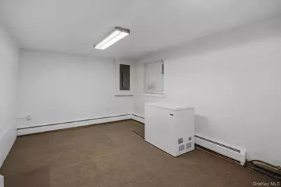 184 Fulton Street, Poughkeepsie, NY 12601 - Photo 17