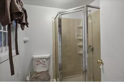 184 Fulton Street, Poughkeepsie, NY 12601 - Photo 23