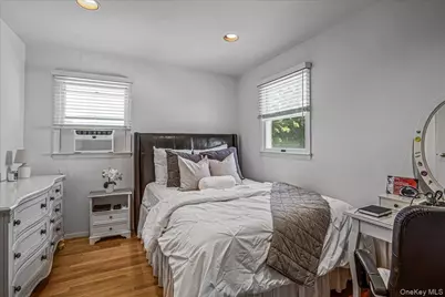 19 Evon Drive, Syosset, NY 11791 - Photo 19