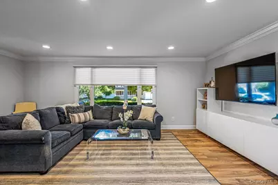 19 Evon Drive, Syosset, NY 11791 - Photo 7