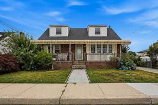 335 Roquette Ave, Floral Park, NY 11001 - Photo 1