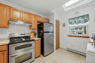 548 Saracino Drive, Maybrook, NY 12543 - Photo 9