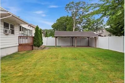 246 29th Street, Lindenhurst, NY 11757 - Photo 19