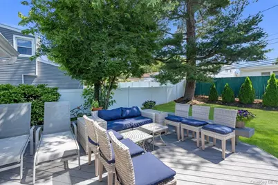 3 Nora Lane, Plainview, NY 11803 - Photo 37