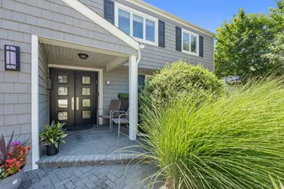 3 Nora Lane, Plainview, NY 11803 - Photo 3