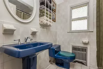 338 Southside Avenue, Freeport, NY 11520 - Photo 13