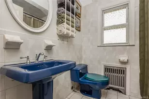 338 Southside Ave, Freeport, NY 11520 - Photo 13