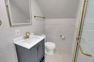 792 Highview Ave, Westbury, NY 11590 - Photo 17