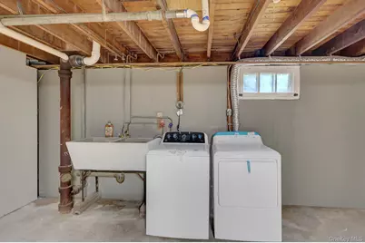 792 Highview Avenue, Westbury, NY 11590 - Photo 25