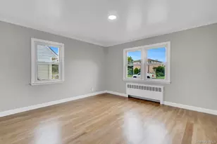 792 Highview Ave, Westbury, NY 11590 - Photo 15