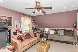 18 Hedge Ln, Westbury, NY 11590 - Photo 17