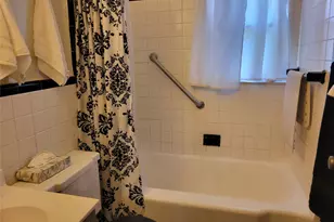 84-18 Commonwealth Blvd, Bellerose, NY 11426 - Photo 5