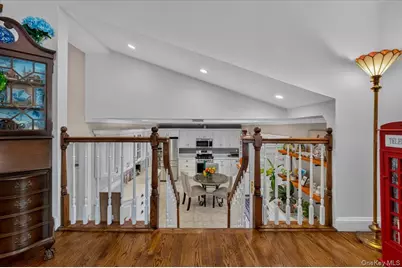 98 Florida Avenue, Commack, NY 11725 - Photo 19