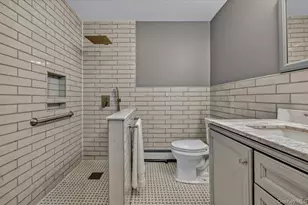 98 Florida Ave, Commack, NY 11725 - Photo 15