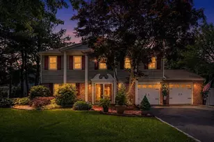 98 Florida Ave, Commack, NY 11725 - Photo 3