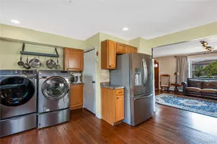 57 Overton St, Freeport, NY 11520 - Photo 13