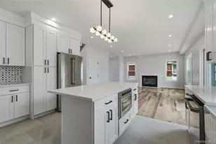 1104 Washington Ave, Westbury, NY 11590 - Photo 13