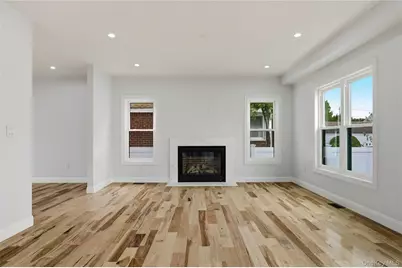 1104 Washington Avenue, Westbury, NY 11590 - Photo 9