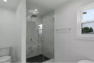 1104 Washington Avenue, Westbury, NY 11590 - Photo 19
