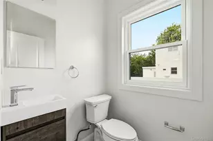1104 Washington Ave, Westbury, NY 11590 - Photo 15