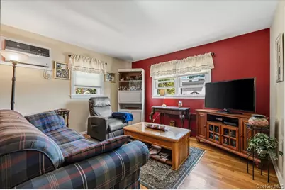 2565 Natta Boulevard, Bellmore, NY 11710 - Photo 15