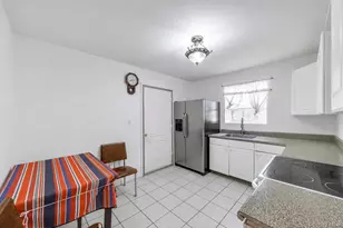 99 Ormond St, Hempstead, NY 11550 - Photo 23