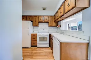106 Richard Ct, Pomona, NY 10970 - Photo 9