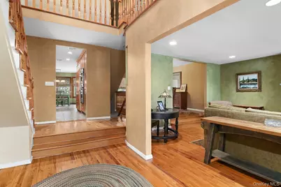 3125 Enos Street, Bellmore, NY 11710 - Photo 3