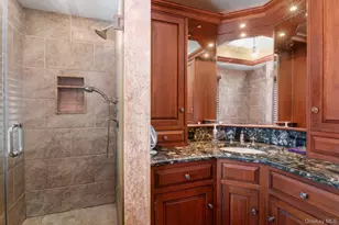 3125 Enos St, Bellmore, NY 11710 - Photo 15
