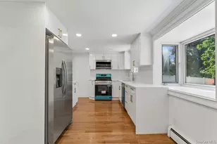 98 Rose Pl, Selden, NY 11784 - Photo 19