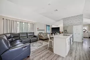 28 High St, Farmingdale, NY 11735 - Photo 9