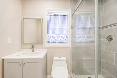 28 High Street, Farmingdale, NY 11735 - Photo 5