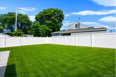 28 High Street, Farmingdale, NY 11735 - Photo 21