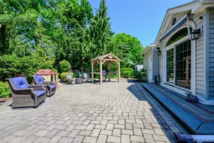 10 Dorset Ln, Rockville Centre, NY 11570 - Photo 33