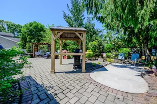 10 Dorset Ln, Rockville Centre, NY 11570 - Photo 29
