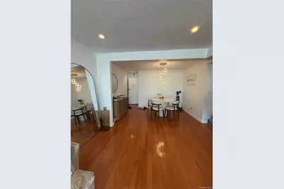 42-45 Kissena Boulevard #6J, Flushing, NY 11355 - Photo 3