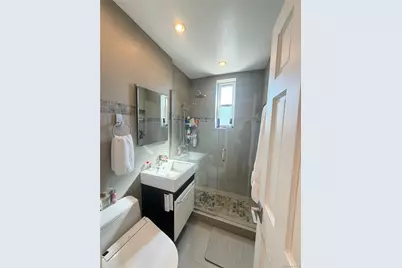 42-45 Kissena Boulevard #6J, Flushing, NY 11355 - Photo 9