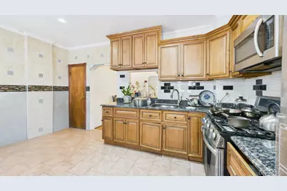 10314 89th Street, Ozone Park, NY 11417 - Photo 21