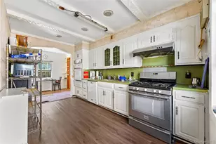140-50 Quince Ave, Flushing, NY 11355 - Photo 9