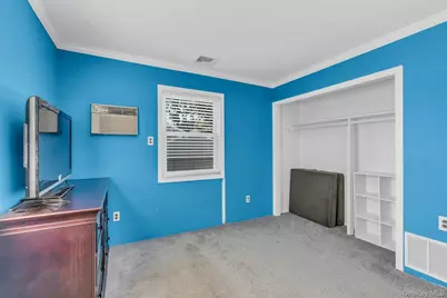 29 Edgewater Avenue, Bayport, NY 11705 - Photo 19