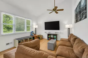 29 Edgewater Ave, Bayport, NY 11705 - Photo 7