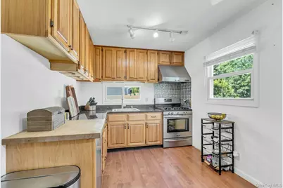 29 Edgewater Avenue, Bayport, NY 11705 - Photo 11