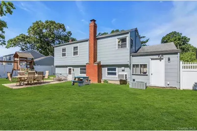29 Edgewater Avenue, Bayport, NY 11705 - Photo 31
