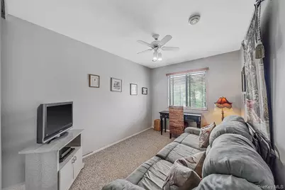 113 Laurel Lane, Wantagh, NY 11793 - Photo 21