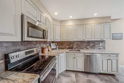 113 Laurel Lane, Wantagh, NY 11793 - Photo 9