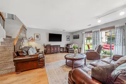 113 Laurel Lane, Wantagh, NY 11793 - Photo 3