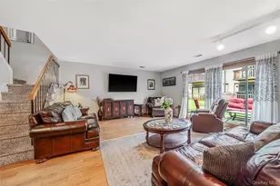 113 Laurel Ln, Wantagh, NY 11793 - Photo 3