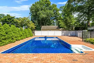 273 Cambon Ave, Saint James, NY 11780 - Photo 35