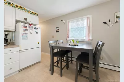 19 Evy Court, Sayville, NY 11782 - Photo 13