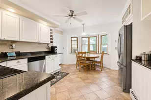 19 Evy Ct, Sayville, NY 11782 - Photo 5